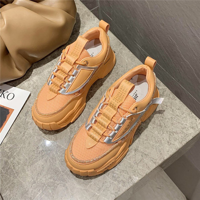 Sieviešu ādas kedas ar mežģīnēm un raupju zoli