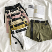 Alkalmi rövidnadrág zsebekkel