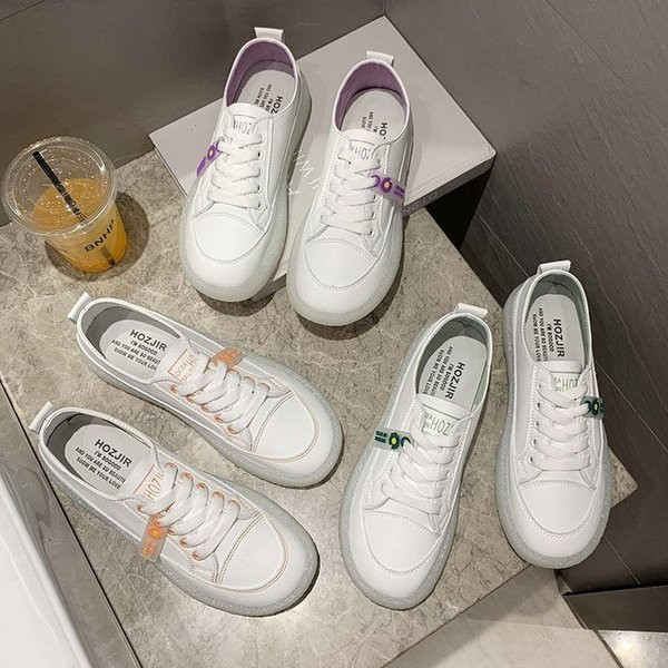 Sieviešu kedas baltas ar plakanu zoli - tīrs modelis