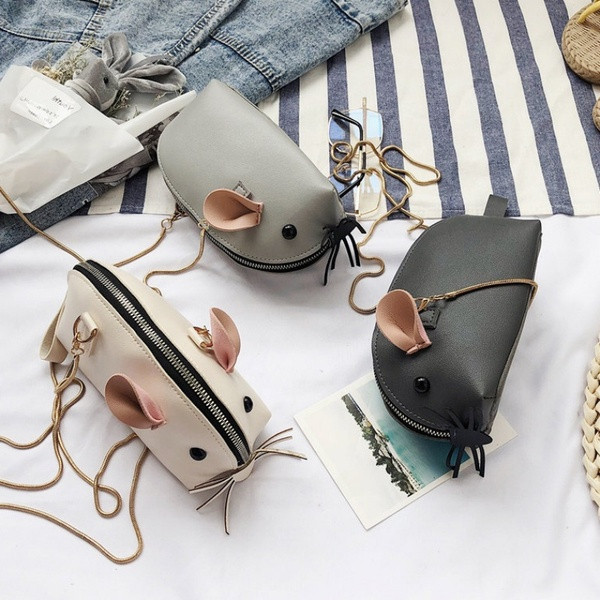 Új modell női táska fém lánccal és 3D elemmel