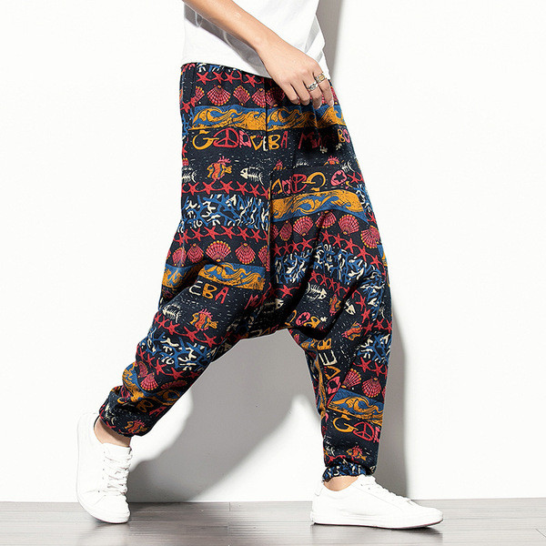 Široke muške hlače s džepovima i uzorkom