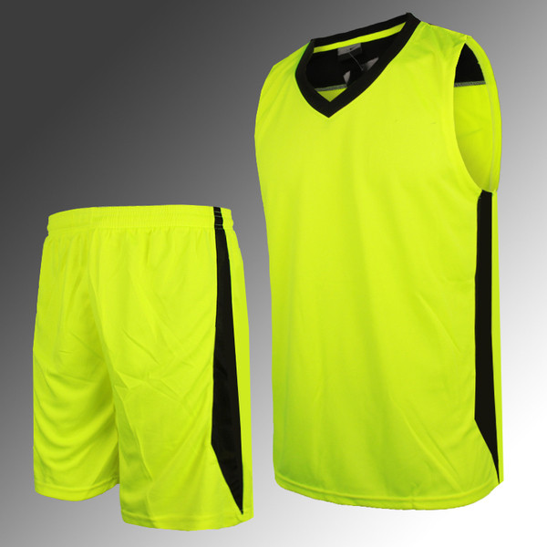 Σετ μπάσκετ φανελάκι και σορτς κατάλληλο για άντρες