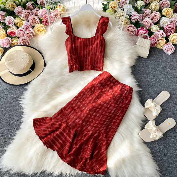 Moderns sieviešu svārku komplekts un īss tops ar lencēm