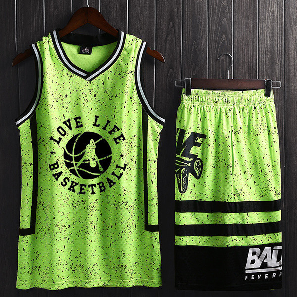 Férfi kosárlabda készlet - felső és rövidnadrág