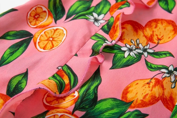 Krāsaini sieviešu šorti ar augstu vidukli