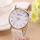 Sieviešu pulkstenis ar mākslīgās ādas siksniņu