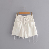 Mūsdienīgi sieviešu šorti - ar augstu vidukli un pogām