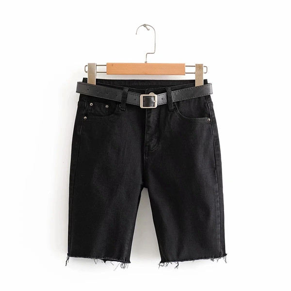 Modernas sieviešu bikses ar jostu un saplēstiem elementiem