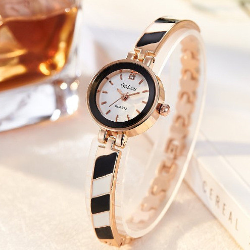 Narukvica tipa kvarcni ženski sat