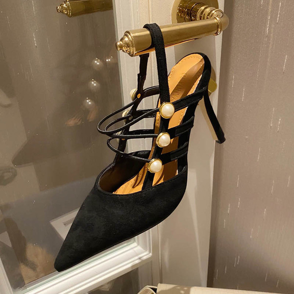 Sieviešu zamšādas sandales smails raksts ar pērļu rotājumu