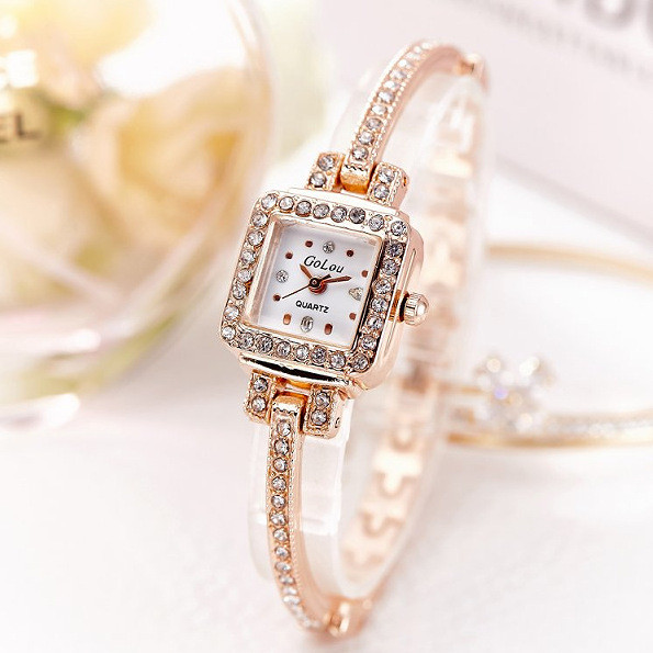 Stilīgs sieviešu pulkstenis no nerūsējošā tērauda un akmeņiem