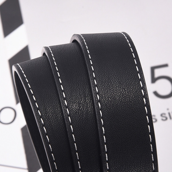 Sieviešu eko ādas josta ar metāla elementu