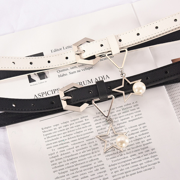 Moderna sieviešu eko-ādas josta ar metāla aksesuāru