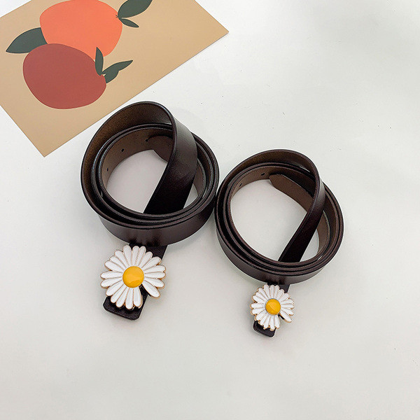 Sieviešu josta piemērota jostasvietai ar margrietiņu