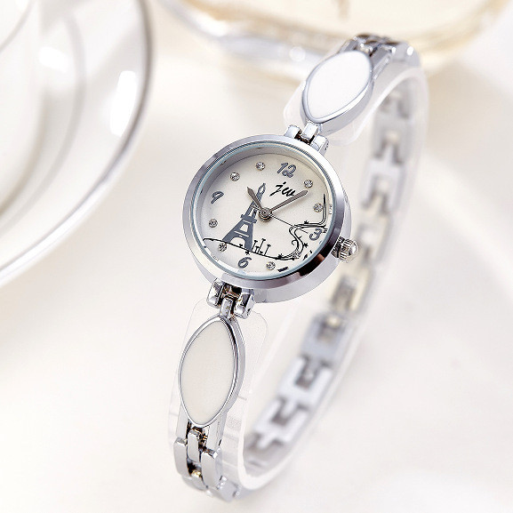 Kvarca pulkstenis ar nerūsējošā tērauda siksniņu