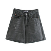 Sieviešu džinsa šorti - plats modelis