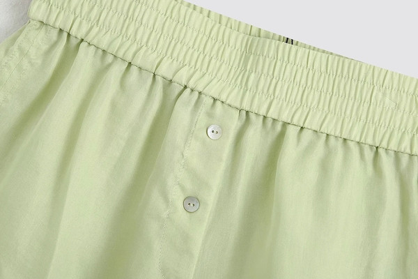 Rohelist värvi vabaaja naiste lühikesed püksid