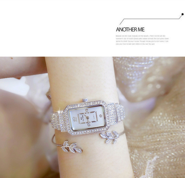 Elegants sieviešu kvarca pulkstenis ar akmeņiem