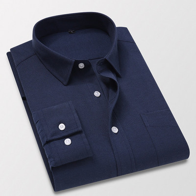 Sieviešu klasisks krekls ar garām piedurknēm un pogām