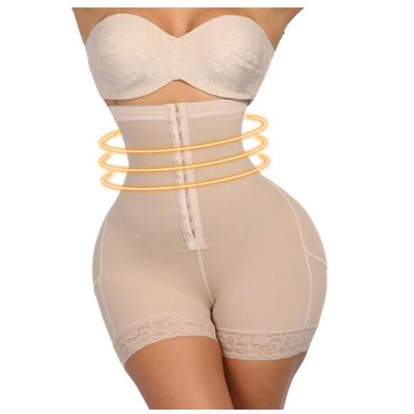 Стягащо и оформящо дамско бельо с размери до 6XL 