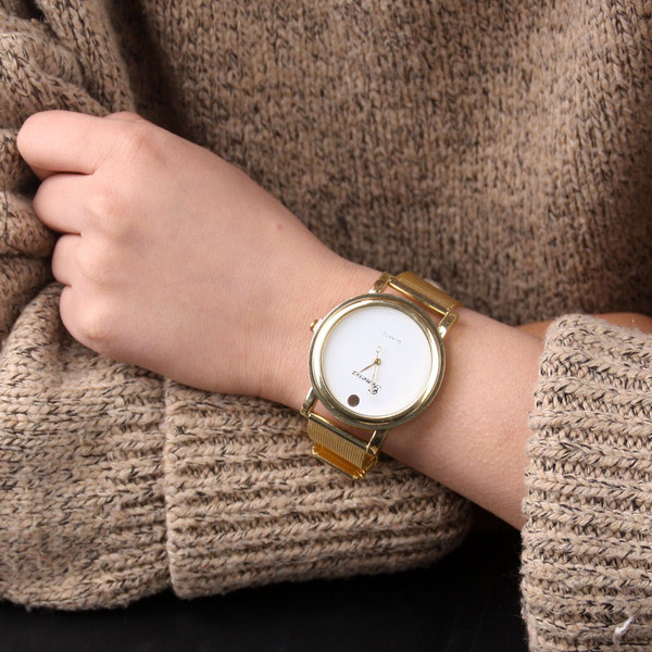 Moderns sieviešu zelta pulkstenis ar metāla siksniņu