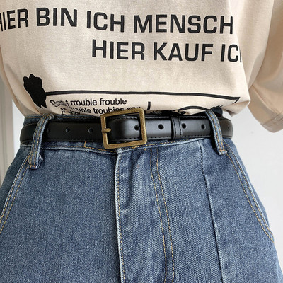 Női bőr öv négyzet alakú csattal