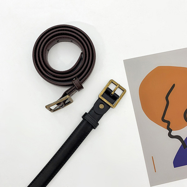 Sieviešu ādas josta ar kvadrātveida sprādzi