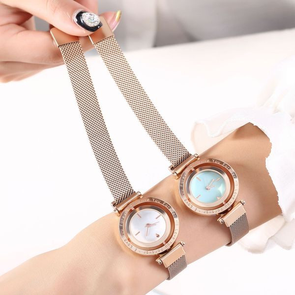 Naiste käekell magnetrihmaga