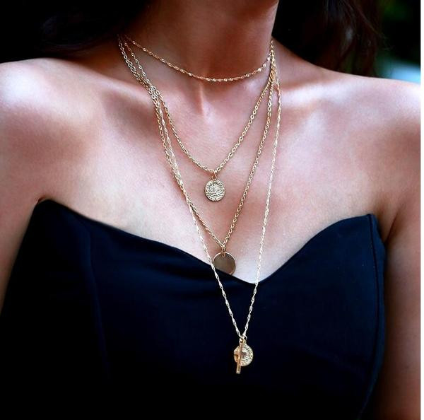 Többsoros női nyaklánc arany színben