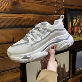 Alkalmi női tornacipő fűzővel, vastag durva talppal