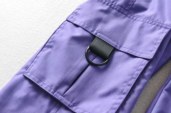 Női sportnadrág - magas derékkal és zsebekkel