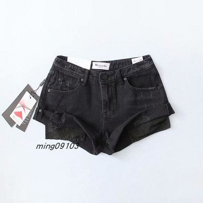 Ženske traper kratke hlače sa poderanim motivima