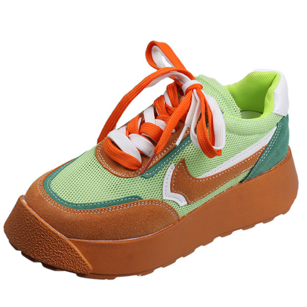 Modern női színes tornacipő fűzővel és vastag talppal