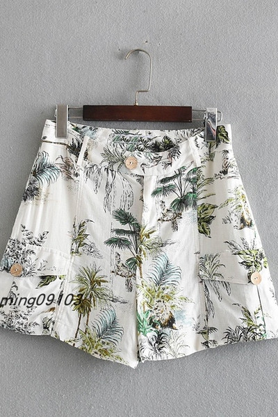 Női rövidnadrág új modellje, magas derékkal és zsebekkel