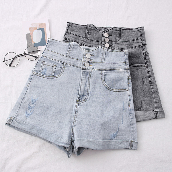 Γυναικεία σορτς τζιν με ψηλή μέση και σκισμένα μοτίβα