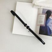 Vékony női öv ruhához illő