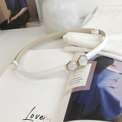 Vékony női öv ruhához illő