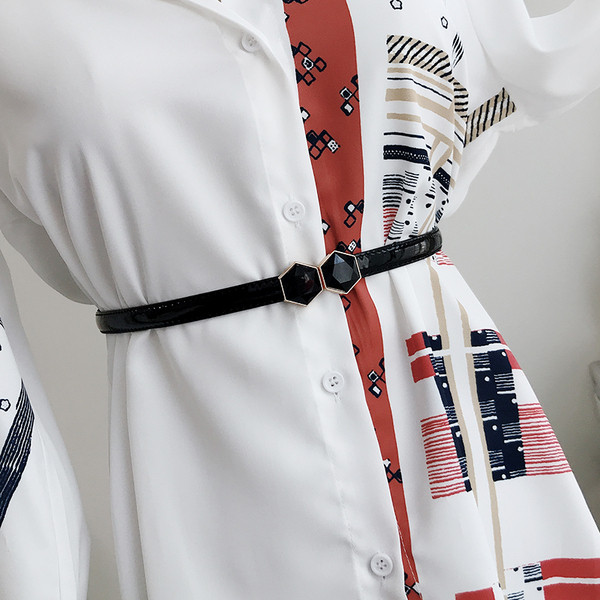 Vékony női öv ruhához illő