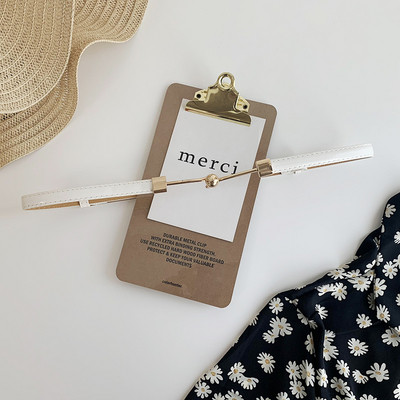 Moodne naiste peenike vöö, mis on valmistatud ökonahast ja metallelemendist