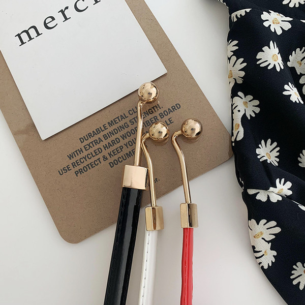 Moodne naiste peenike vöö, mis on valmistatud ökonahast ja metallelemendist