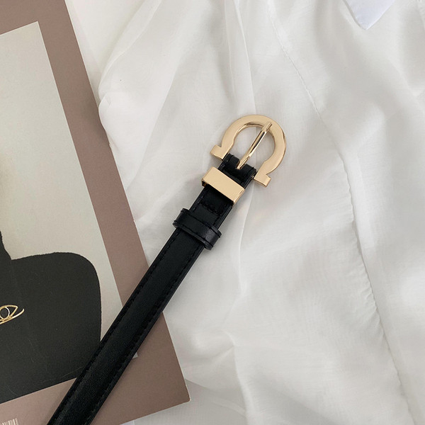 Moodne naiste ökonahast vöö metallelemendiga