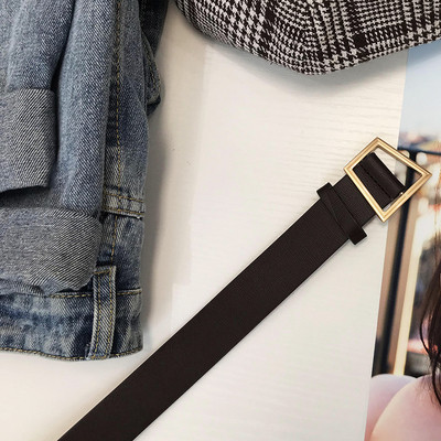 Modern női öko-bőr öv fém csattal