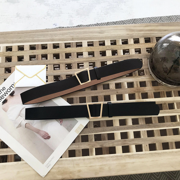 Modern női öko-bőr öv fém csattal