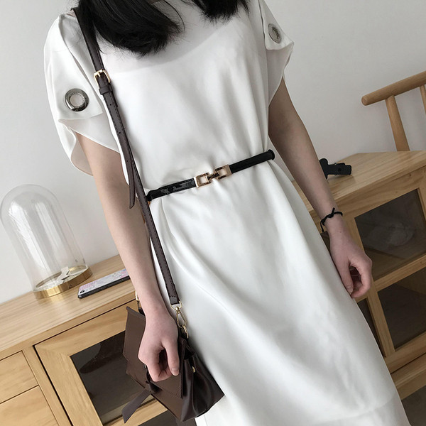 Női vékony eco-bőr öv fém csattal