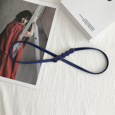 Plonas moteriškas odinis diržas, tinkantis prie juosmens