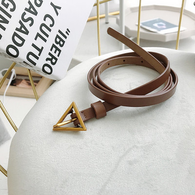 Női vékony bőr öv fém háromszöggel