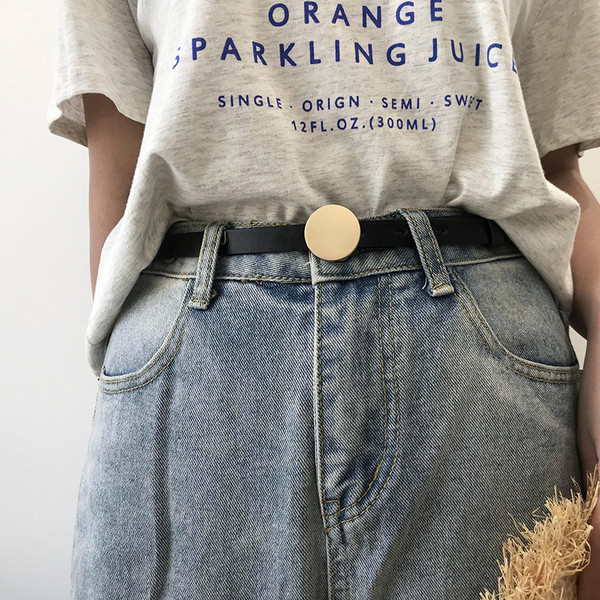 Ženski tanki remen s metalnim elementom prikladan za struk