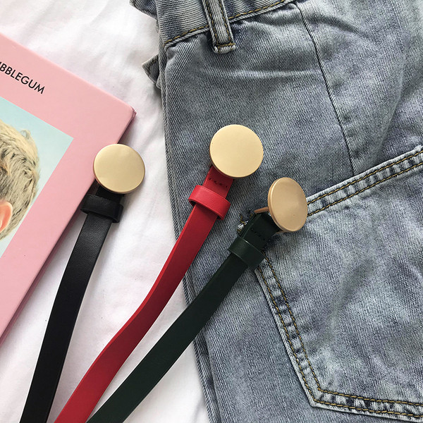 Ženski tanki remen s metalnim elementom prikladan za struk