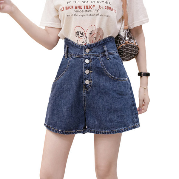 Új rövidnadrágmodell - magas derék