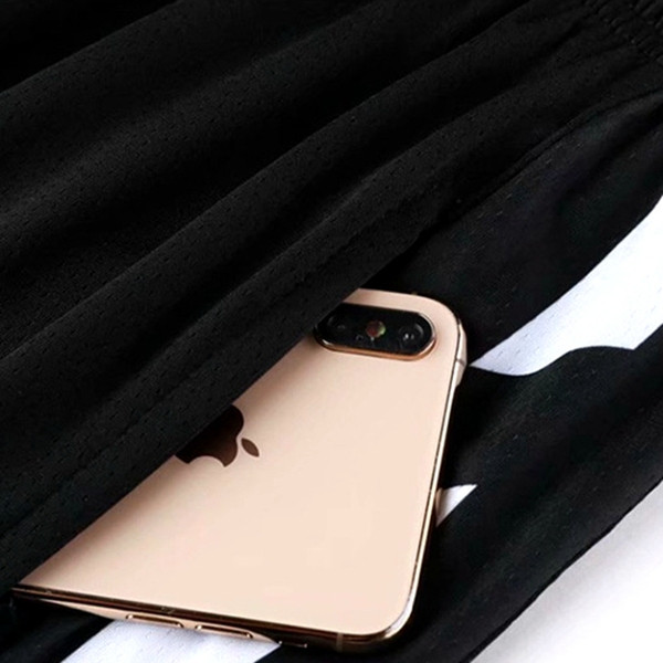 Sport férfi rövidnadrág sima modell, alkalmas kosárlabdához